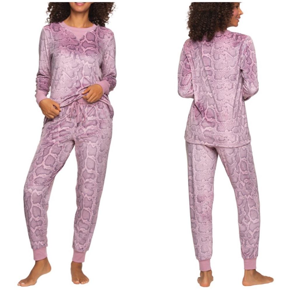 Felina | Women's Printed Micro-Fleece Pajama Set - S
